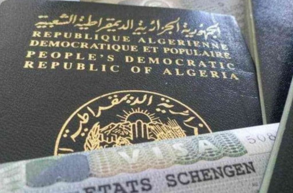 Passeports pour les sans-papiers Algériens : La voie vers la régularisation