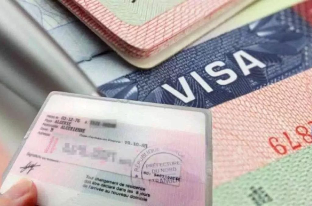 Renouvellement des permis de séjour en France : Nouvelles modalités