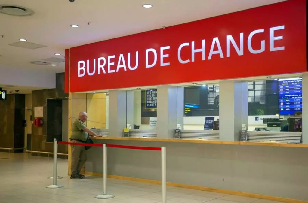 Ouverture des premiers bureaux de change en Algérie