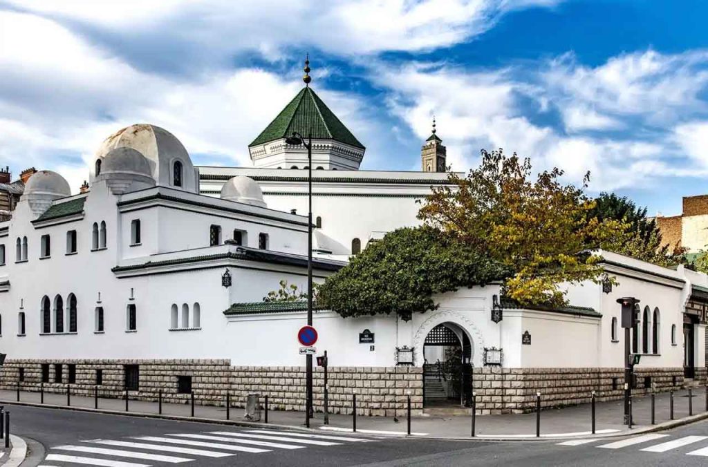 Aïd el-Fitr 2025 : l’heure de prière à Paris selon la Grande Mosquée de Paris