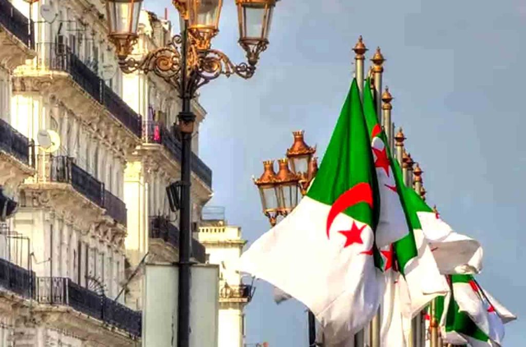 Diaspora Algérienne : nouvelles permanences consulaires annoncées pour fin 2025